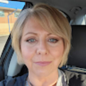 Meet your Posher, Julie